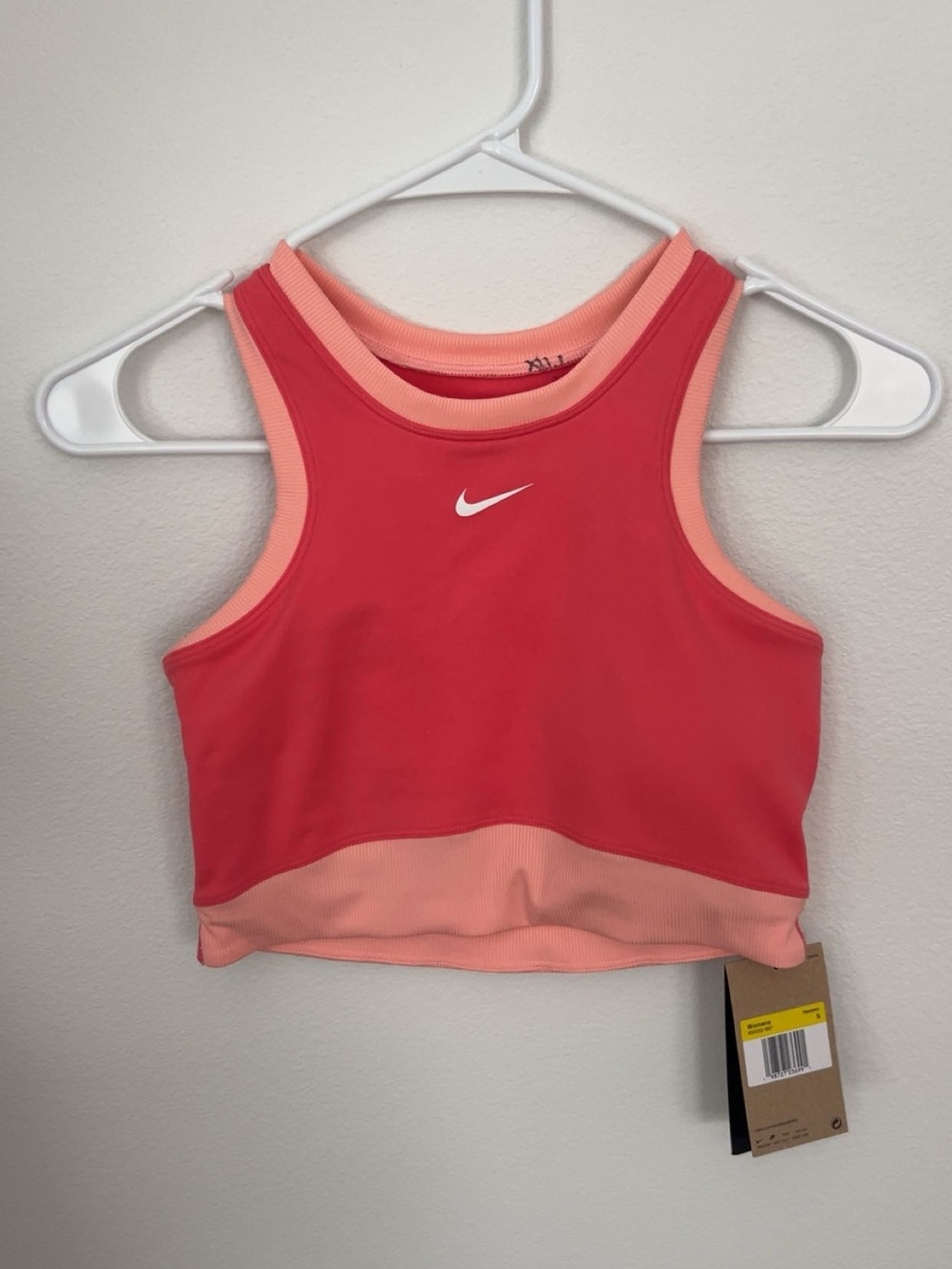 Nike One Coral/Pink Medium Support Padded Sports Bra. Women’s Size Small NWT